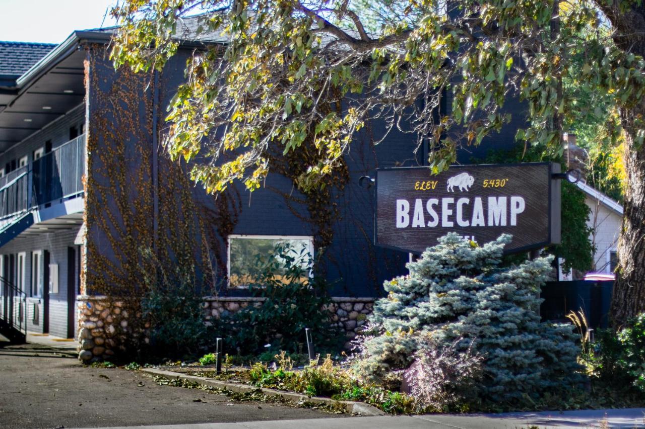 Basecamp Boulder Hotel Luaran gambar